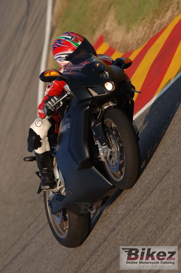 2006 Ducati 749 photo